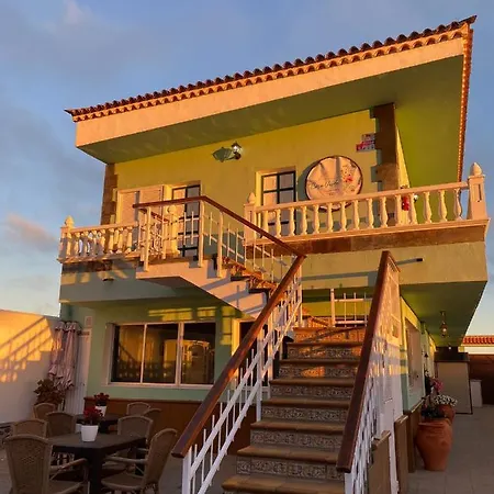 לינה וארוחת בוקר Rural La Casa Shalom Tenerife