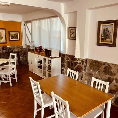Rural La Casa Shalom Tenerife לינה וארוחת בוקר *